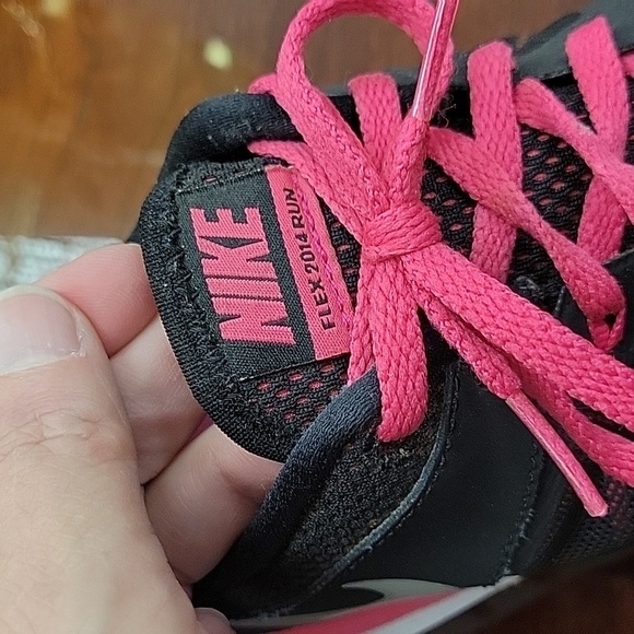NIKE Flex 2014 Run Black & Pink 6.5 Shoes Sports - Picture 8 of 11